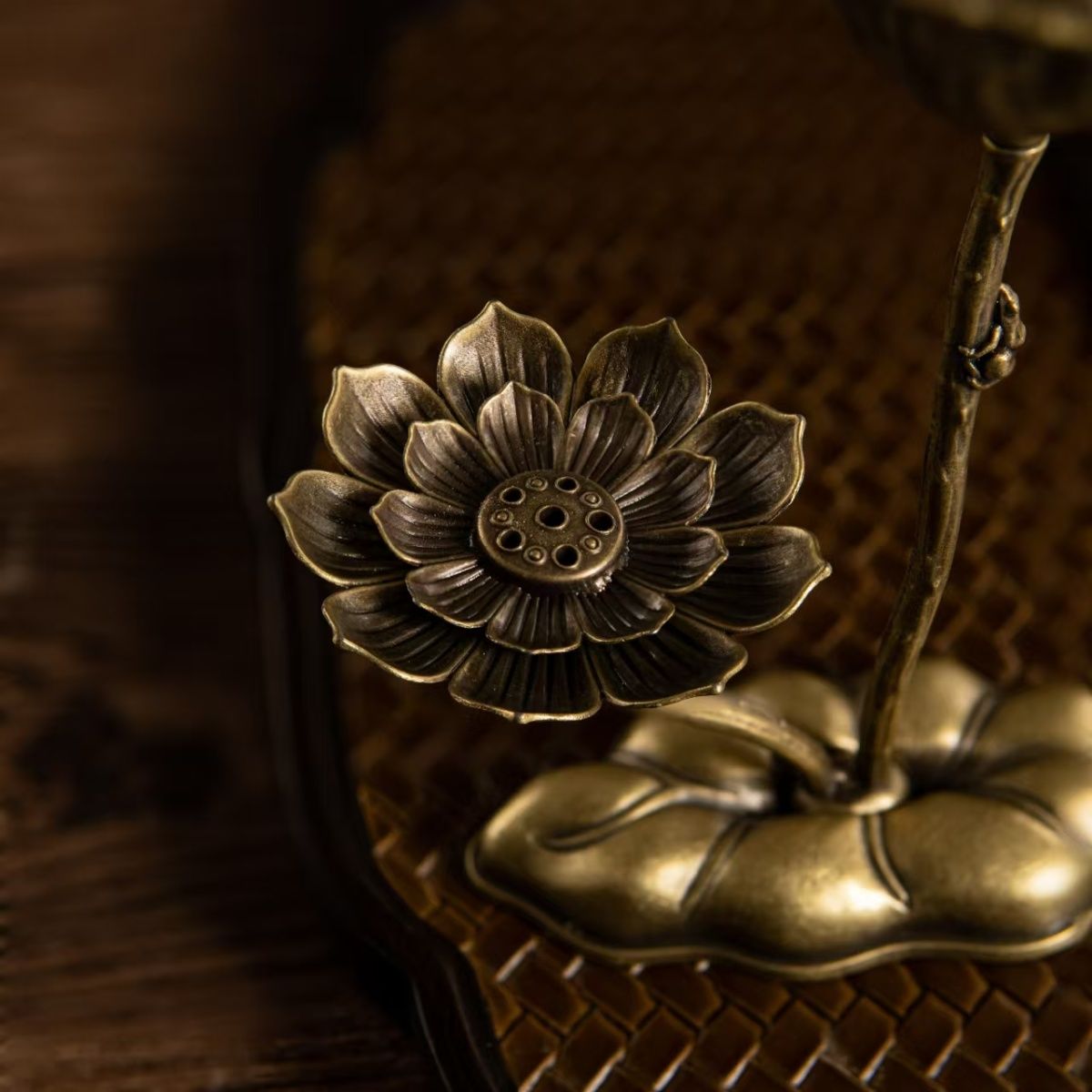 Tibetan Dual-Use Lotus Incense Burner-Pure Serenity